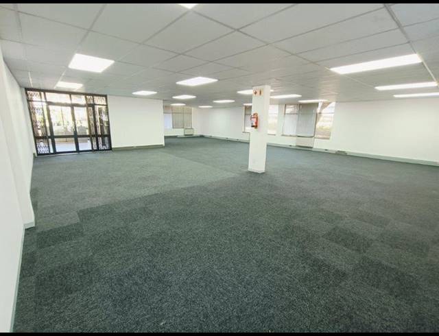 BUSINESS PROPERTY TO RENT IN VORNA VALLEY